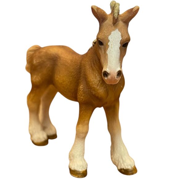 2009 Schleich CLYDESDALE FOAL Baby Horse Animal Figure Retired D-73527 - Picture 4 of 8